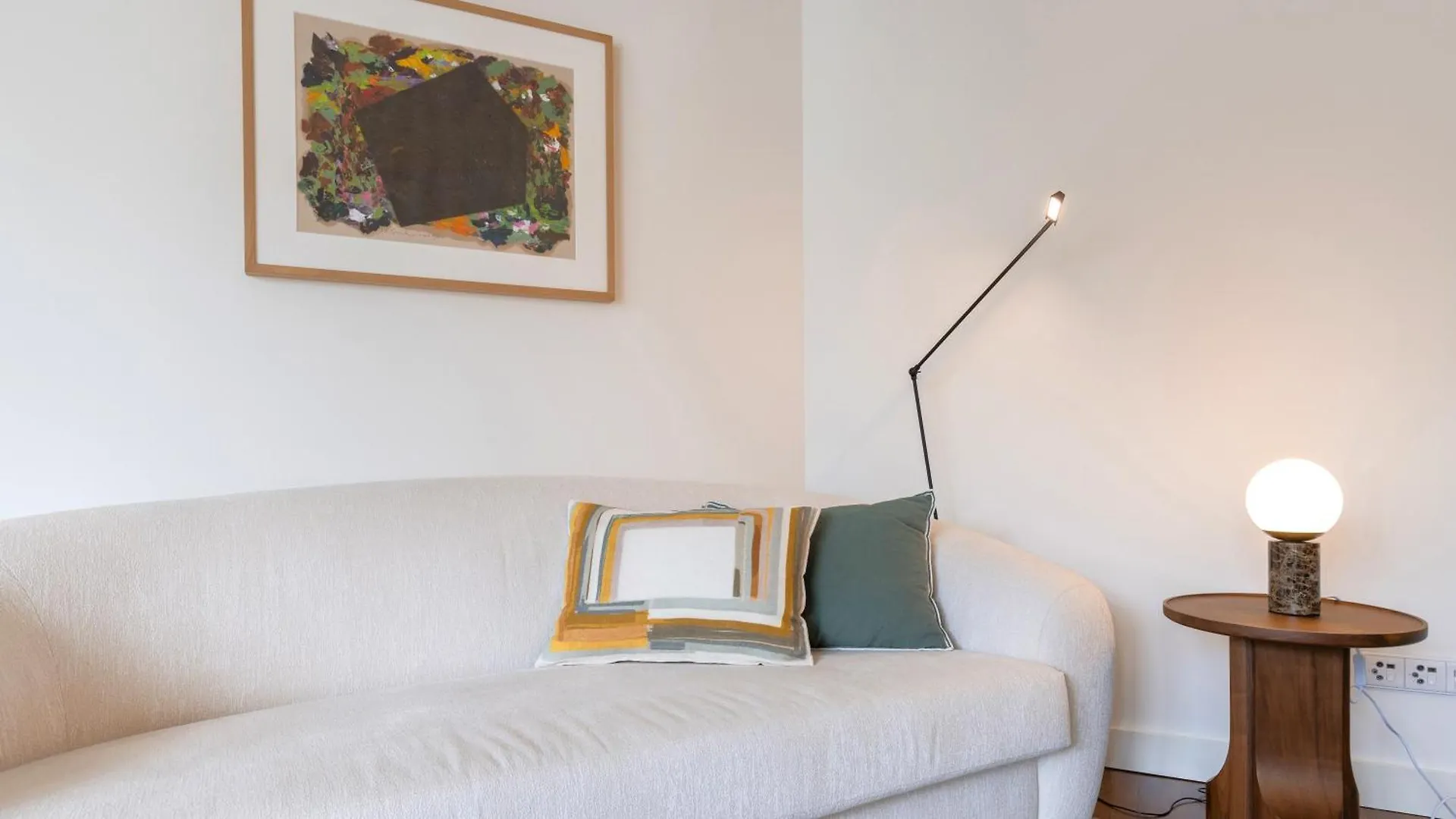 Stunning Property With Balcony By Lovelystay Lisboa 葡萄牙
