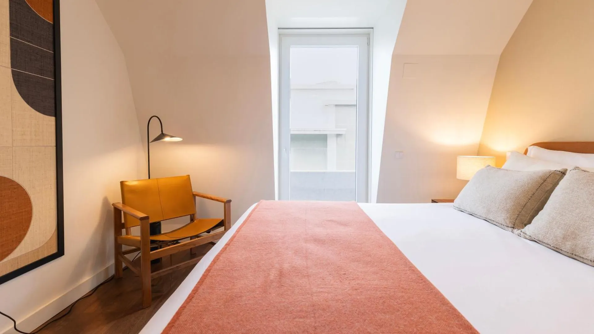 Stunning Property With Balcony By Lovelystay Lizbona Portugalia